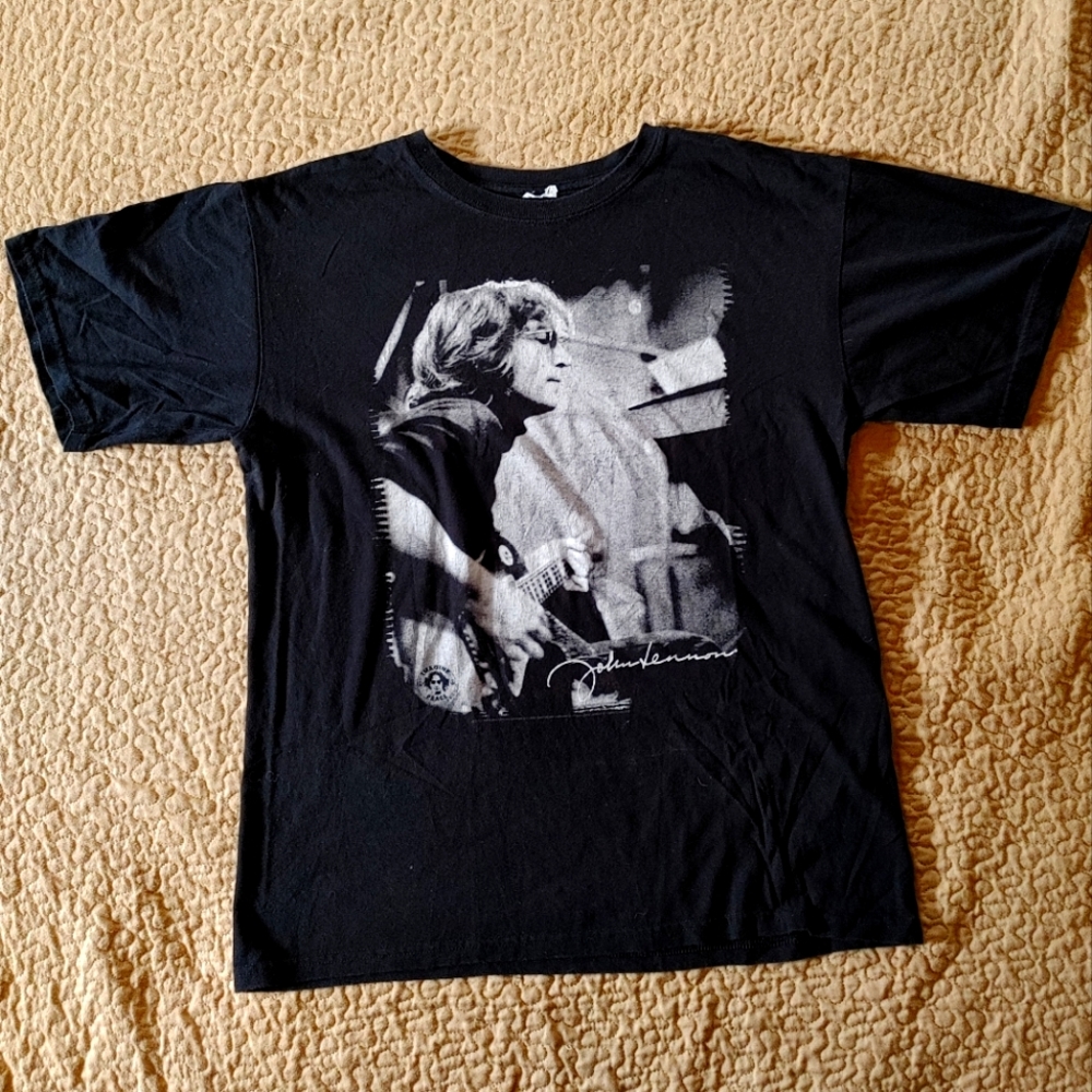 John Lennon vintage t shirt The Beatles Yoko Ono Imagine Peace size medium